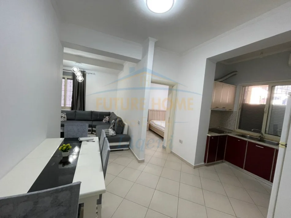 Tirane, jepet me qera apartament 1+1 Kati 0, 68 m² 500 € (LIQENI I THATE)