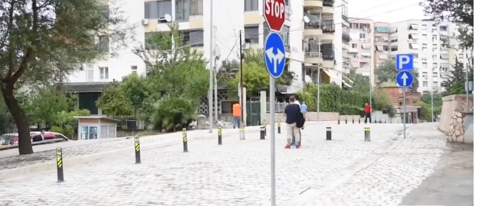 Tirane, Apartament per#Shitje (Prane Lion Park)