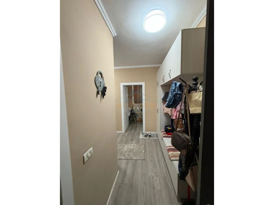 Tirane, shitet apartament 2+1+2 Kati 3, 117 m² 315.000 € (LIQENI I THATE)
