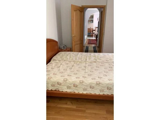 Tirane, jepet me qera apartament 1+1+A Kati 2, 86 m² 550 Euro (Liqeni i Tiranes)