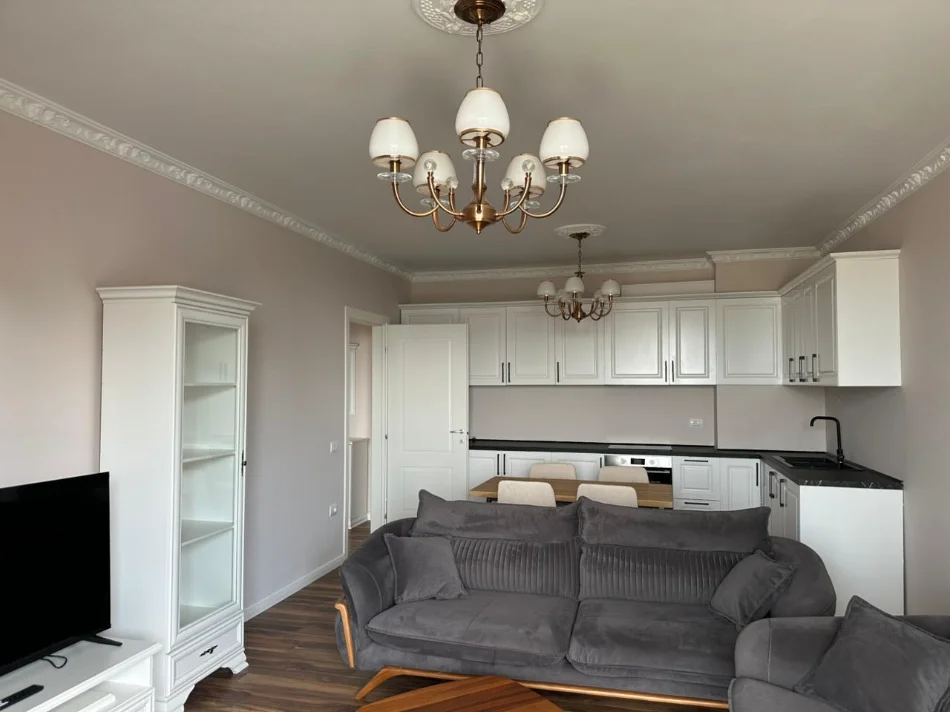 Tirane, shitet apartament 2+1+Ballkon Kati 2, 124 m² (Liqeni i Thate)