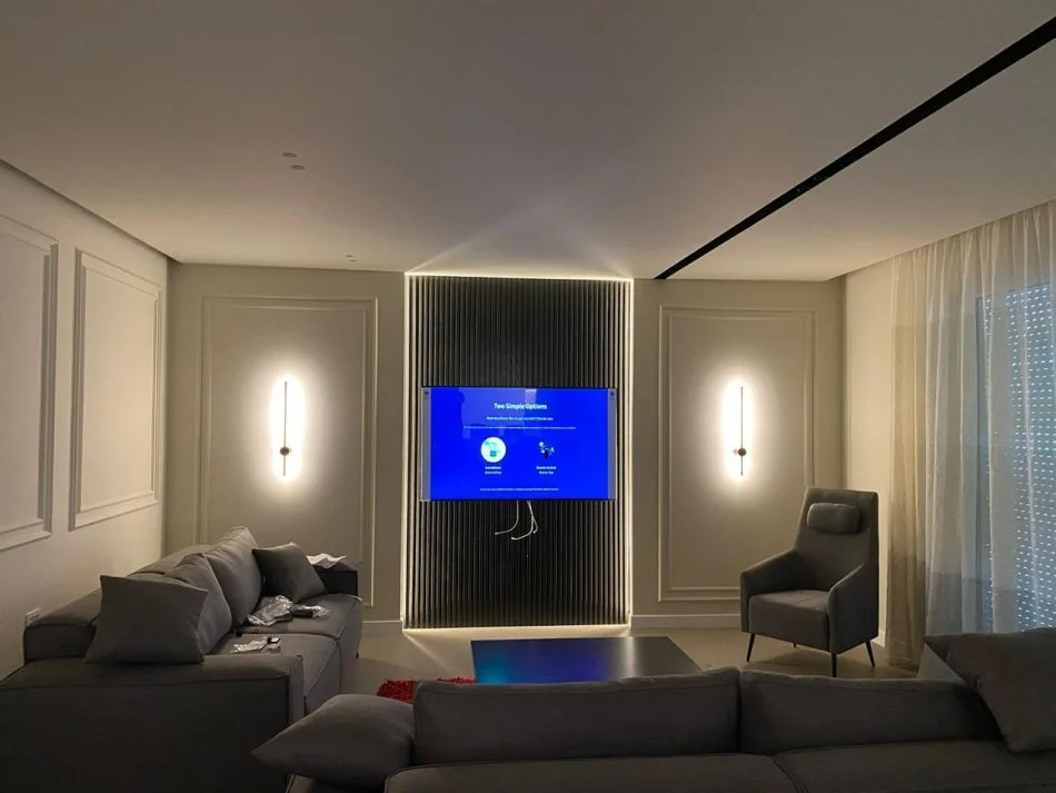 Tirane, jepet me qera apartament 2+1 Kati 4, 205 m² 2.000 € (LIQENI THATE)