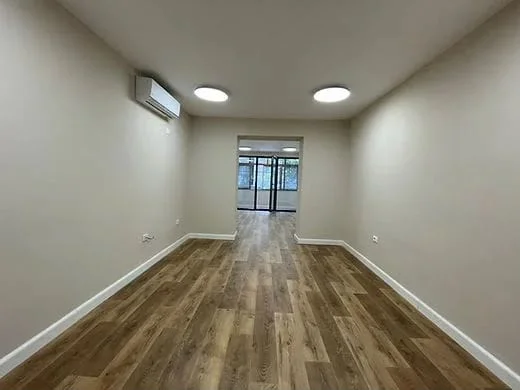 Tirane, jepet me qera zyre Kati 2, 110 m² 1.250 € (WILLSON)