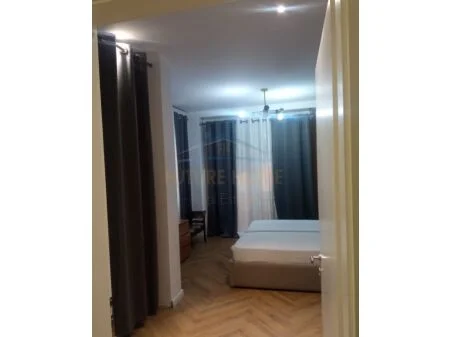 Tirane, jepet me qera apartament duplex 2+1 Kati 0, 112 m² 1.200 € (Myslym Shyri, Tirane AREA46631)
