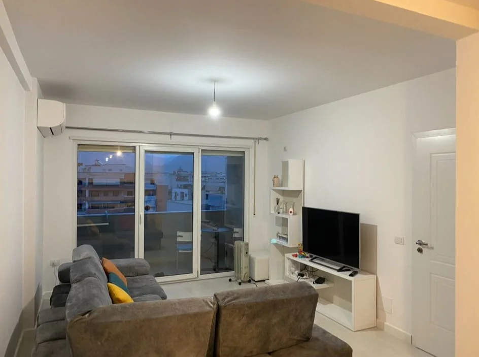 Tirane, shitet apartament 2+1 Kati 8, 97 m² 145.000 € (rruga loni ligori)