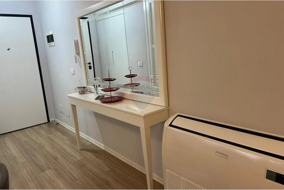 Tirane, jepet me qera apartament 2+1+Aneks+Ballkon Kati 3, 105 m² 800 € (Don Bosko)