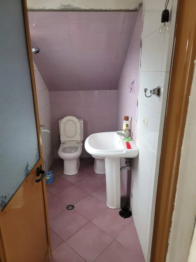 Tirane, jepet me qera Vile Kati 0, 107 m² 500 Euro (Lunder)