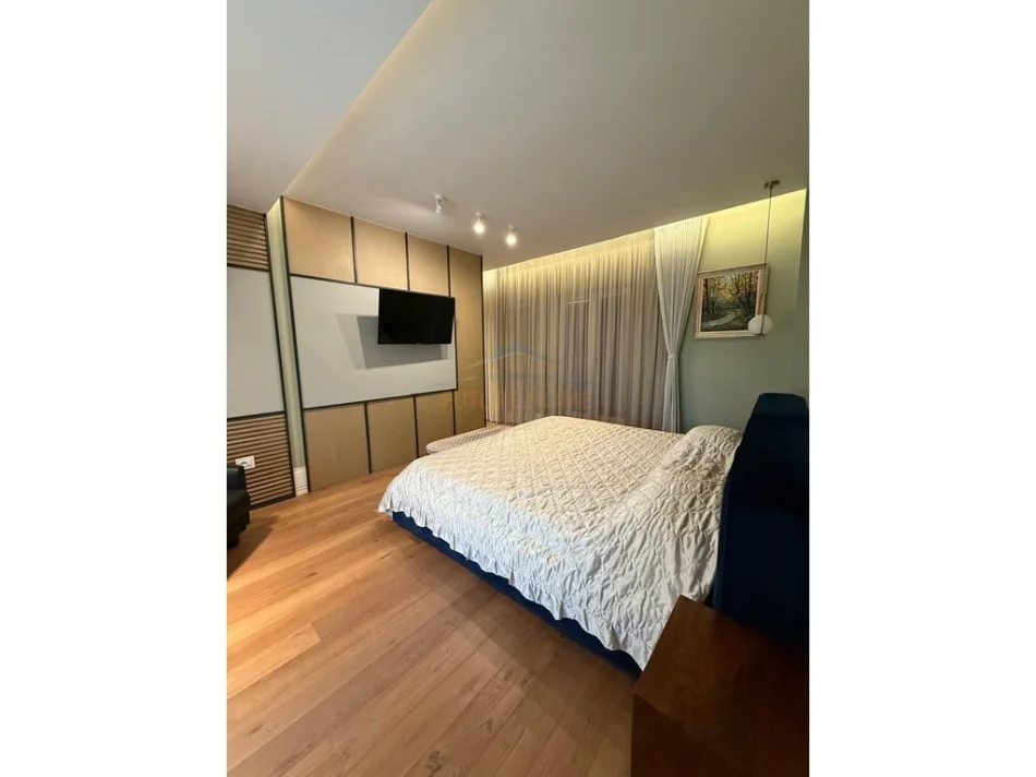 Tirane, Shitet Vile 4-Kateshe , 383 m² 1.380.000 € (TEG , Lunder)