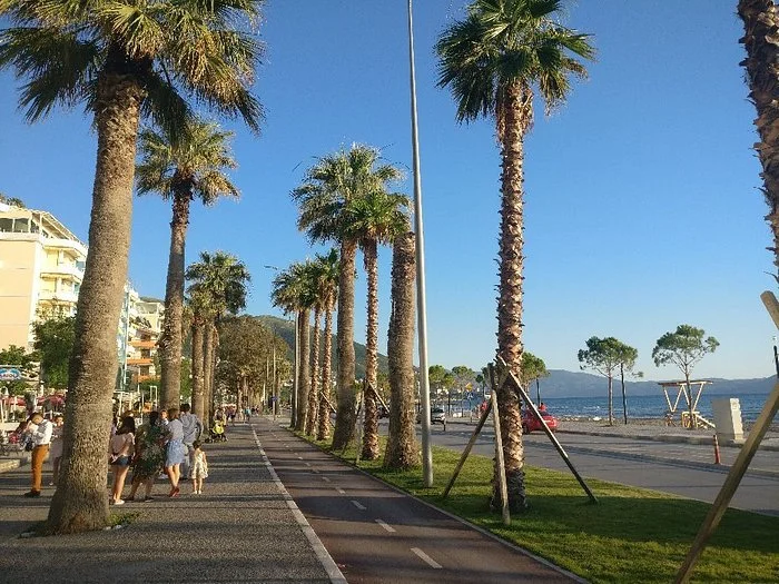 Vlore, shitet apartament ne plazh 1+1+Ballkon Kati 2, 95 m² 225.000 € (Lungomare)