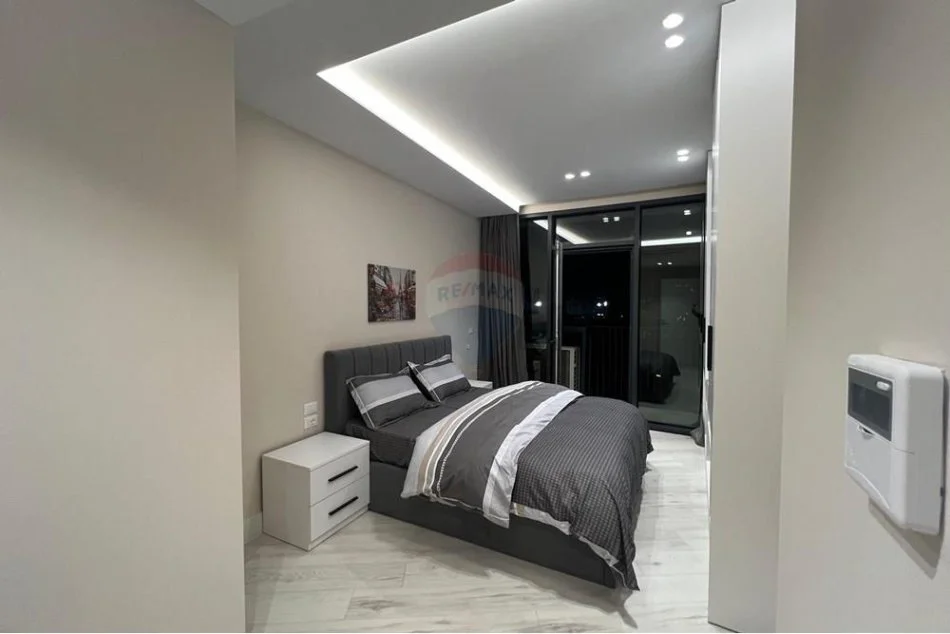 Tirane, jepet me qera apartament 2+1+Aneks+Ballkon , 88 m² 1.500 € (Lake View Residences , Liqeni i Tiranes)