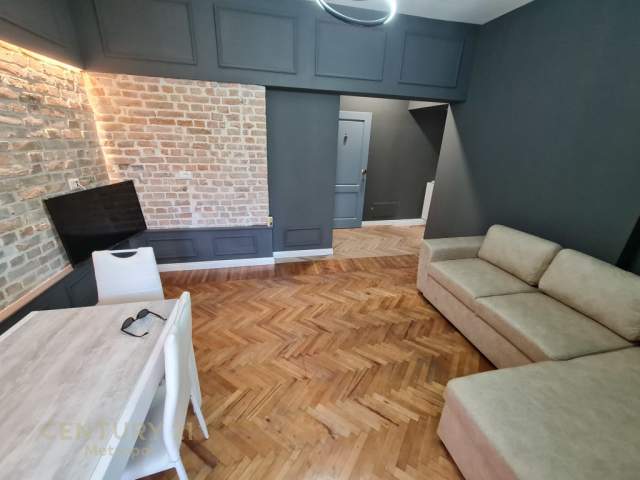 Tirane, jepet me qera apartament 1+1 Kati 4, 50 m² 550 Euro