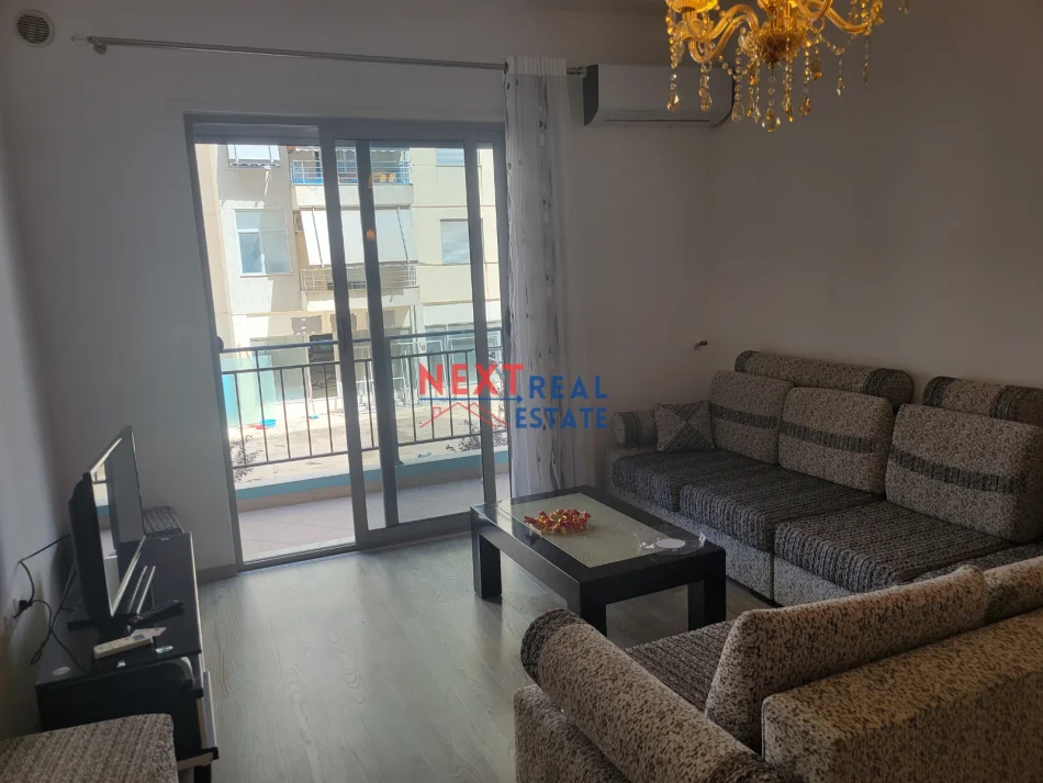 REZERVO PRONEN VETEM ME 500€! Vlore, jepet me qera apartament 2+1+Ballkon , 400 €