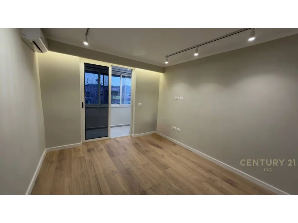 Tirane, shitet apartament 1+1 Kati 5, 45 m² 125.000 € 