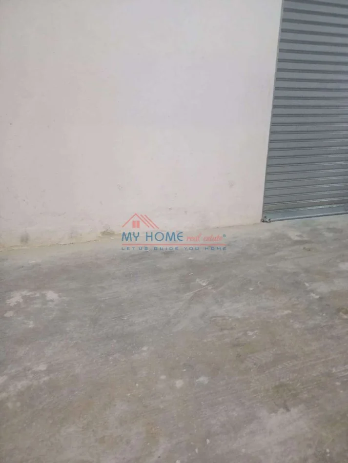 Tirane, jepet me qera magazine Kati -1, 157 m² 1.000 € (Bulevardi i Ri)