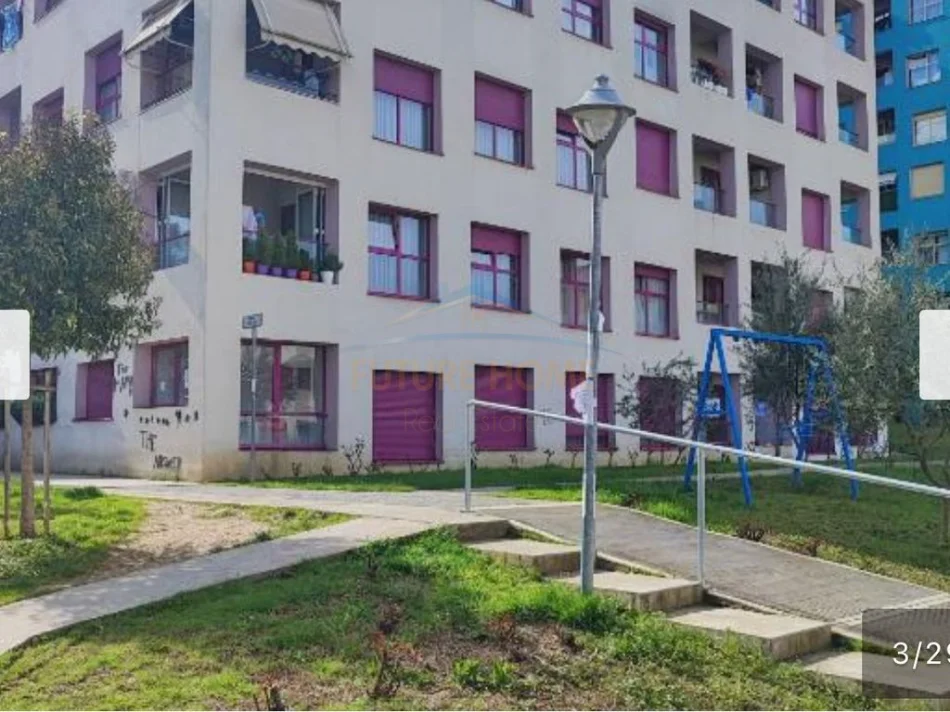 Tirane, jepet me qera apartament 2+1 Kati 4, 76 m² 520 € (Kompleksi Mangalem , ALIDEMI)