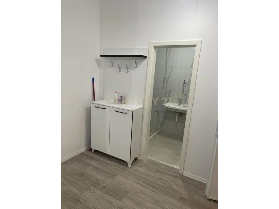 Tirane, shitet apartament 1+1 Kati 3, 52 m² 103.000 € 