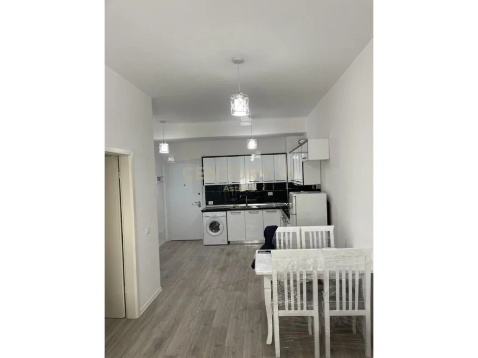Tirane, shitet apartament 1+1 Kati 3, 52 m² 103.000 € 