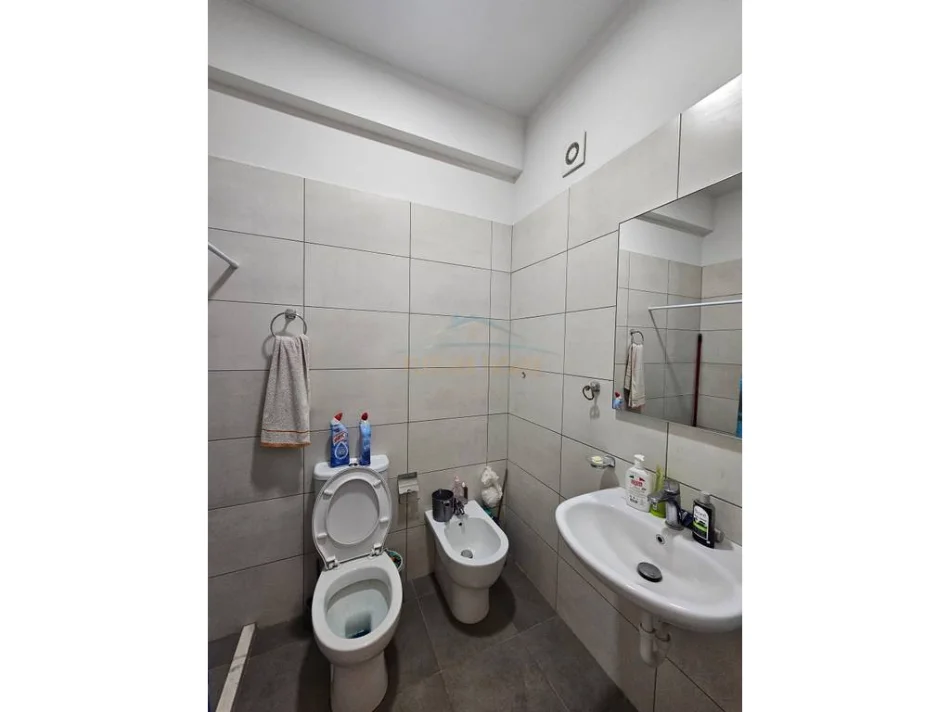 Tirane, shitet apartament 2+1+2 Kati 7, 97 m² 170.000 € (KOMPLEKSI MANGALEM , ALIDEMI)