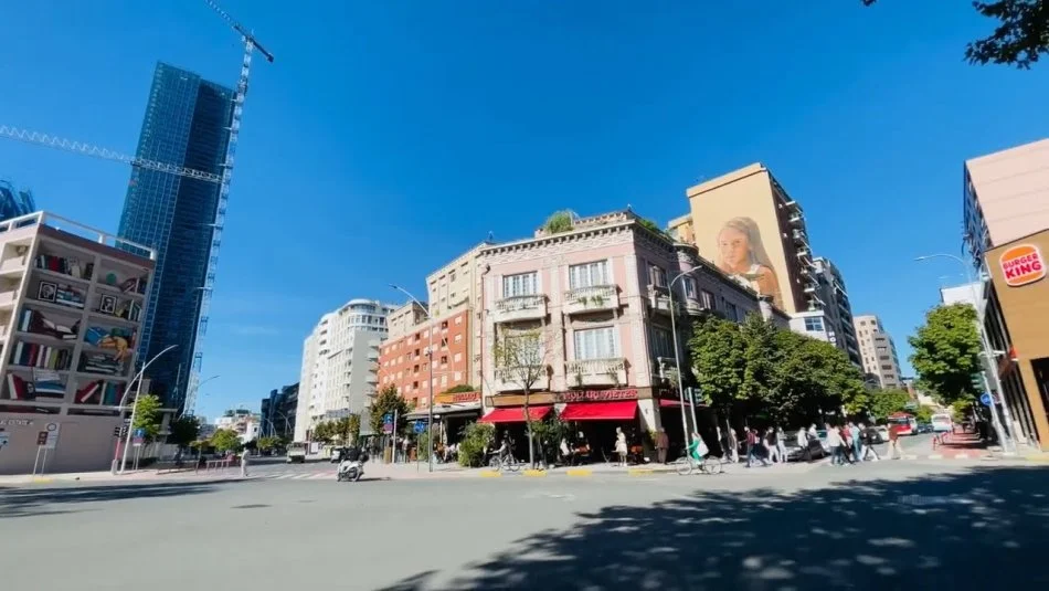 Tirane, jepet me qera apartament 1+1 Kati 0, (Rr.Barikadave)