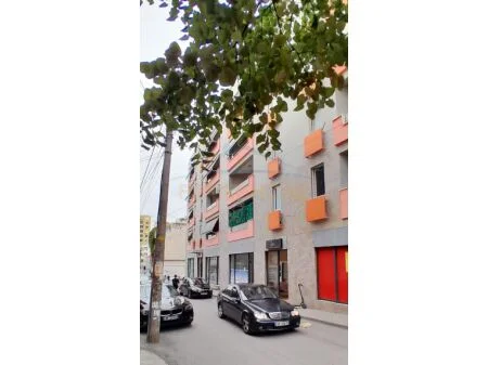 Tirane, jepet me qera dyqan Kati 0, 16 m² 350 € (Rruga Mihal Grameno, Ali Demi, Tirane AREA44510)