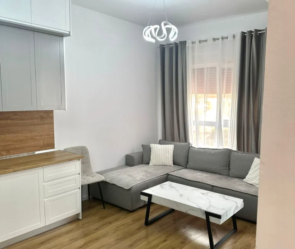 Me Qera : 1+1📍Ali Dem (Rezidenca Kadiu) - 45,000 Lek - S.60m² - Kt.6 || E Pabanuar me Pare✨