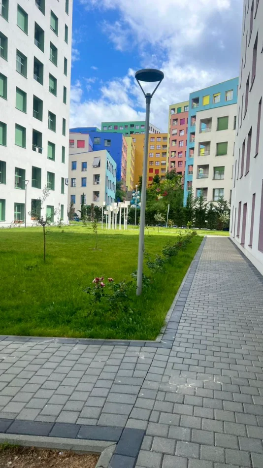 Me Qera: 2+1📍Ali Dem (Rezidenca Kadiu) - Akull i Ri⚜️ - 49,000 Leke/Muaj - S.75m² - Kt.8 || I Sapo Investuar & I Pabanuar me Pare🔥