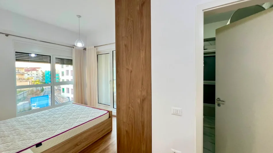 Me Qera: 2+1+2wc 📍Ali Demi (Rez.Kaimi) - Sp.110m² - Orientim:Jug🌞 - 470€/Muaj - Kt.4 ||  Rezidence e Re