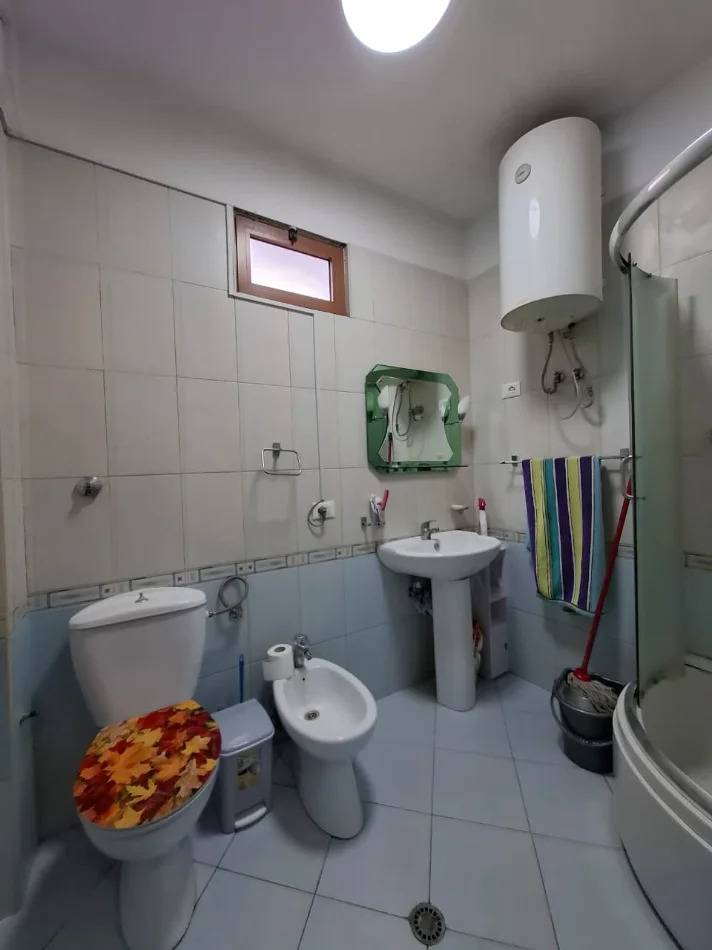 Me Qera: 2+1+2wc +2ballkone (59.000Lekë/Muaj)📍Selvia/ Shkolla siri kodra ( 105m2) | Lirohet ne 20 Qershor