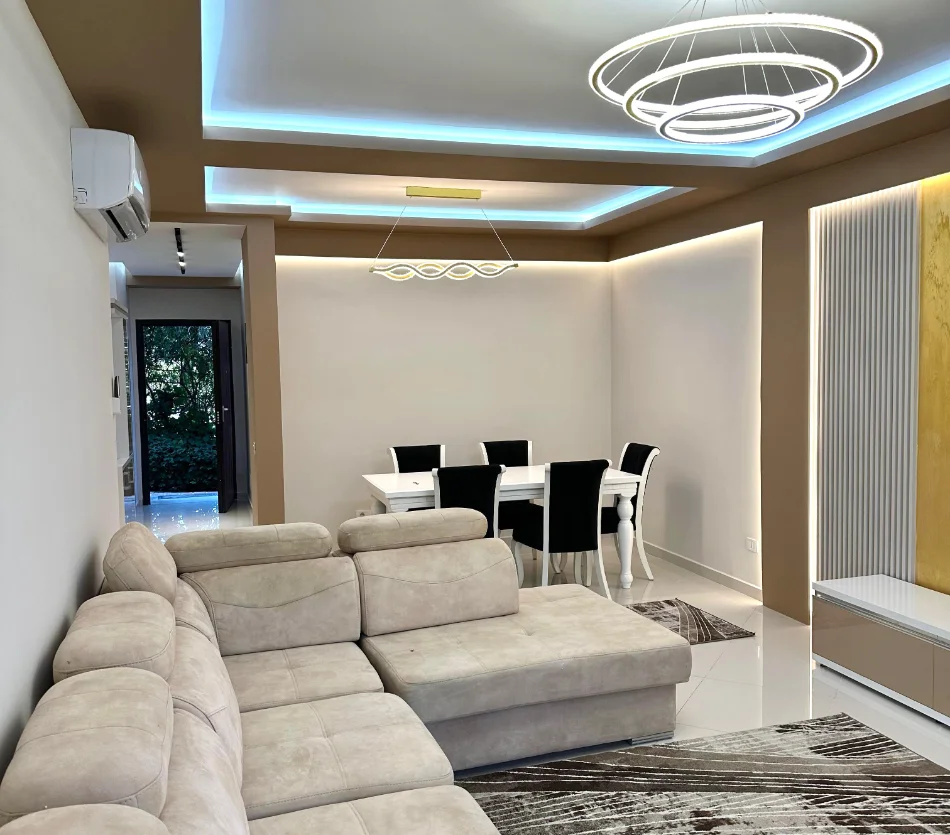 Me Qera: Duplex 3+1+3wc & 1P. Parkimi 📍Res. Kodra e Diellit 1 - Mobilim Modern | 1,500 Euro/Muaj
