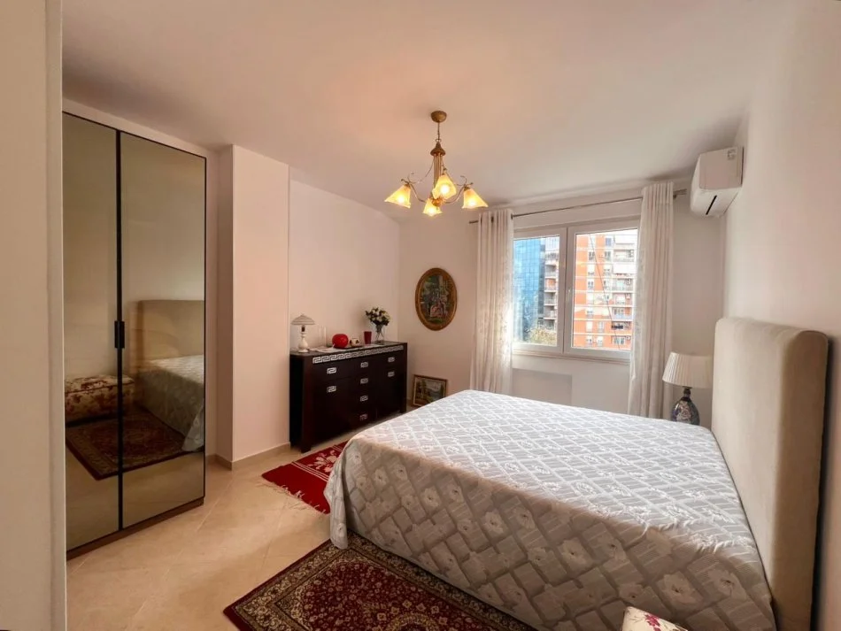 Me Qera: 3+1+2wc & Ballkon +1P.Parkimi 📍QENDER - Black Diamond Hotel (100% e Kompletuar) Location Premium || 1,300€/muaj