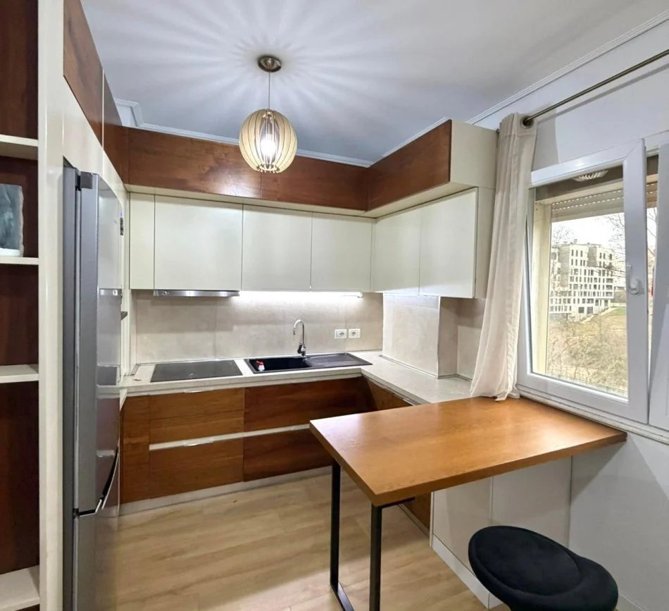 Me Qera : 2+1+2📍Kopshti Zologjik (Pamje nga Kopshti✨️) - 70,000 Lek - Kati.2 - Sp.100m² - Mundesi Parkimi🅿️