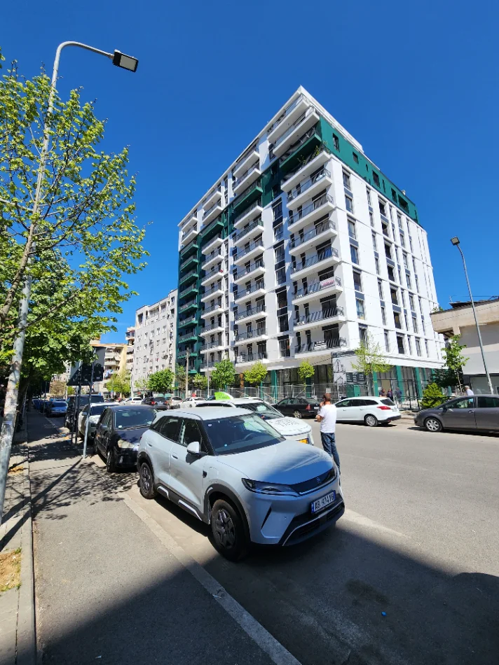 Luxury Office : 89.1 m² Kati 1 Teknik (📍KOMUNA PARISIT - White Could Residence )  3 Ambiente Pune,  CHILLER AC, Çmimi 120,000L Neto/Muaj 🌐✅️