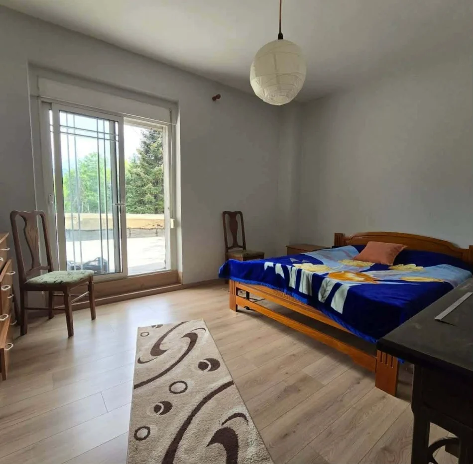 Korce, shitet apartament+verande | Penthouse 2+1+Ballkon Kati 1, 80 m² 150.000 € (Rrugica Ndre Mjeda)