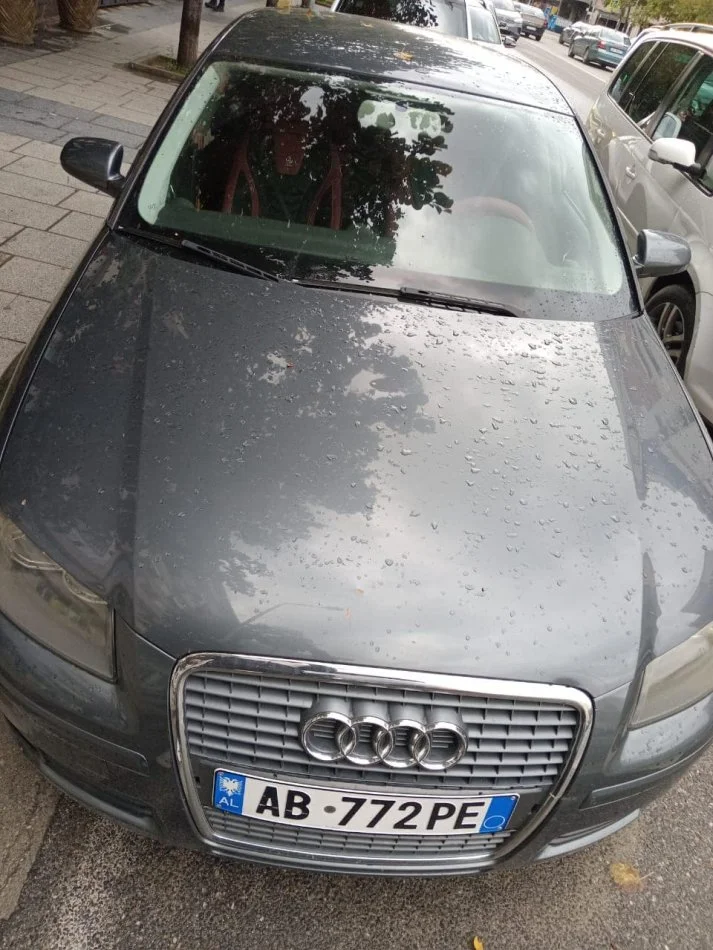 Tirane, shes makine Audi Nafte, gri metalizato manuale Kondicioner 4.000 €