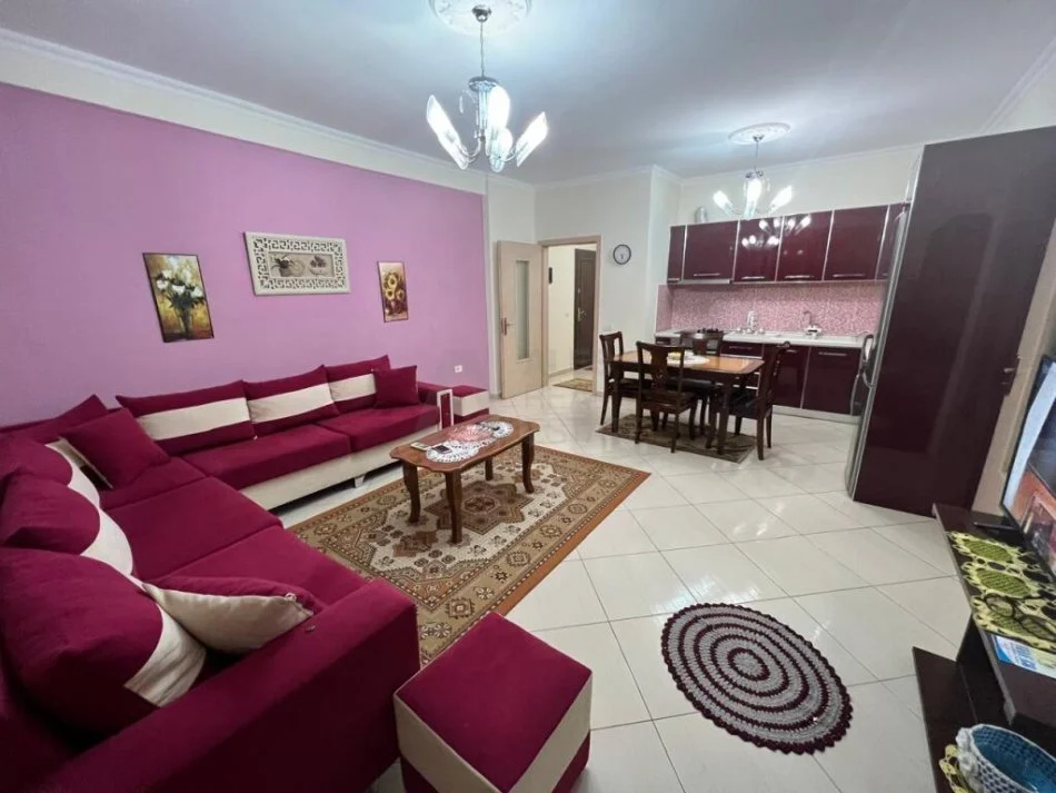 Tirane, jap me qera apartament 2+1+Aneks Kati 3, 103 m² 500 € 