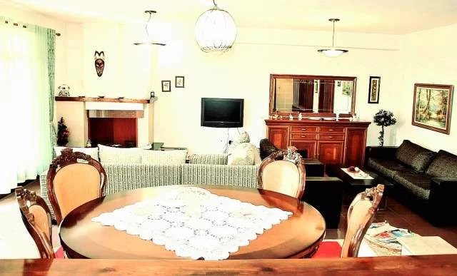 Tirane, jepet me qera apartament 2+1+A+BLK Kati 5, 105 m² 600 Euro (Abdyl Frasheri)