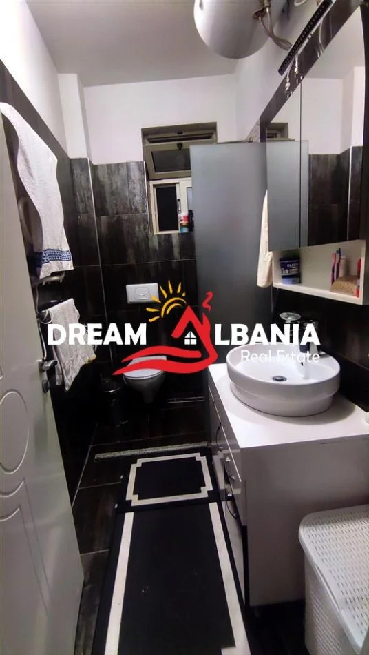 Tirane, jepet me qera 2+1 , 73 m² 600 € (tek Siri Kodra)