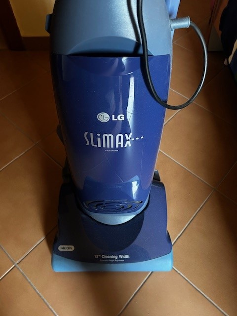 Tirane, shes Fshese me korent Fshese Korenti LG Sliwac