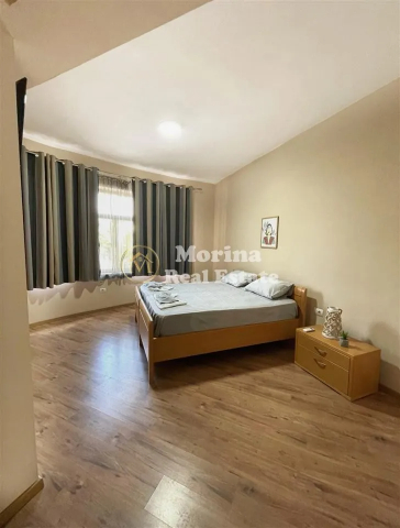 Tirane, jepet me qera apartament 2+1 Kati 1, 85 m² 570 € (Sheshi Willson)