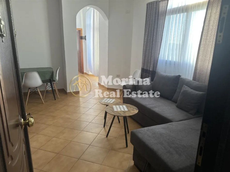 Tirane, jepet me qera shtepi 2+1 Kati 3, 100 m² 400 € (Selite)