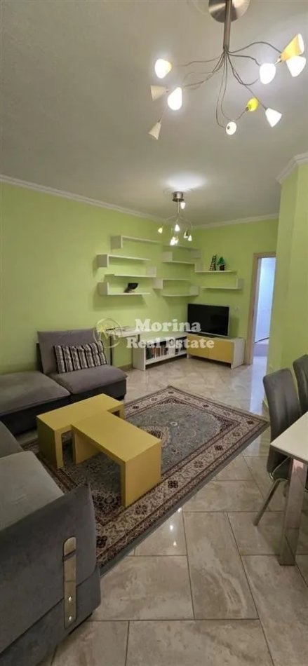 Tirane, jepet me qera apartament 1+1 Kati 4, 65 m² 600 € (Rruga e Durresit)