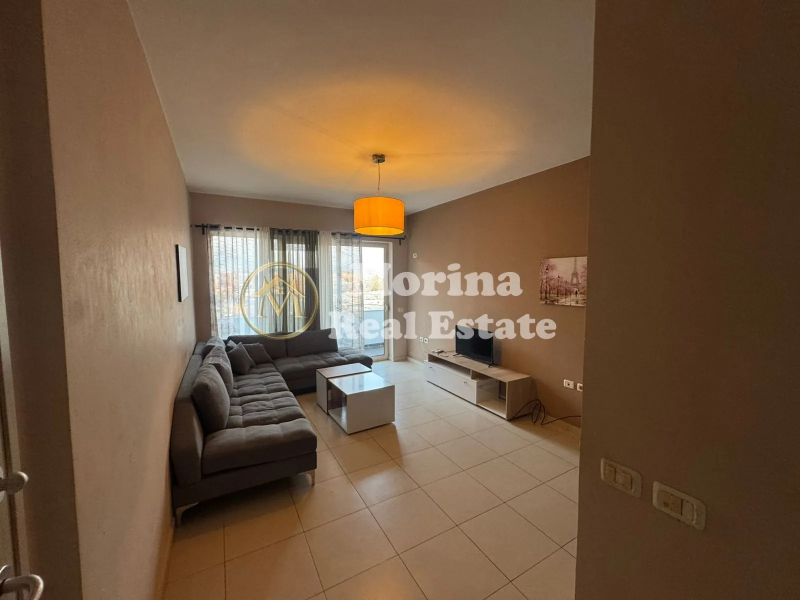 Tirane, jepet me qera apartament 2+1 Kati 7, 115 m² 450 € (Yzberisht)