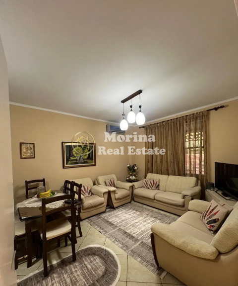 Tirane, jepet me qera apartament 2+1 Kati 1, 95 m² 500 € (Don Bosko)