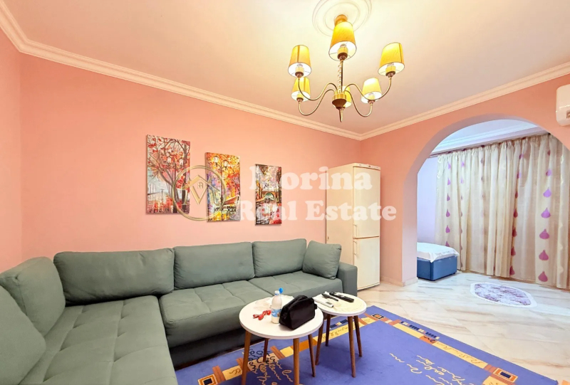 Tirane, jepet me qera apartament 1+1 Kati 1, 80 m² 600 € (Rruga e Elbasanit)