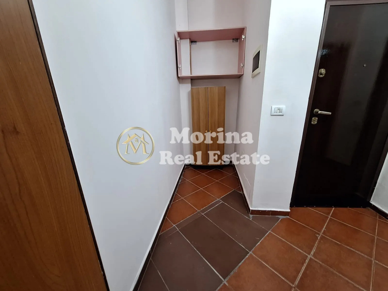 Tirane, jepet me qera apartament 1+1 Kati 1, 65 m² 420 € (21 Dhjetori)