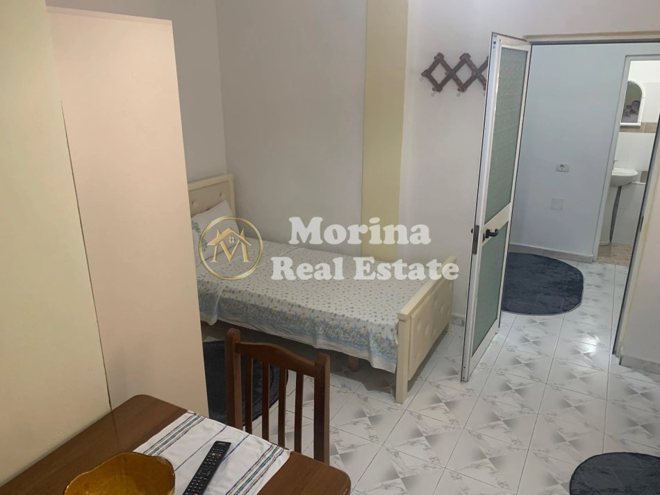 Tirane, jepet me qera garsonier Kati 0, 40 m² 300 € (Ish parku i autobuzave)
