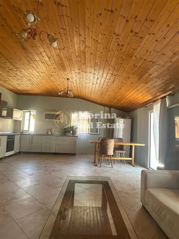 Tirane, jepet me qera shtepi 1+1 Kati 3, 75 m² 300 € (Kodra e Priftit)