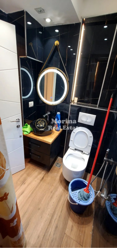 Tirane, jepet me qera apartament 2+1 Kati 0, 75 m² 650 € (Medreseja)