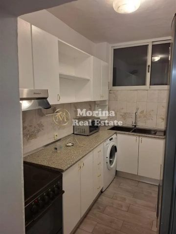 Tirane, jepet me qera apartament 2+1 Kati 4, 105 m² 550 € (Ali Demi)