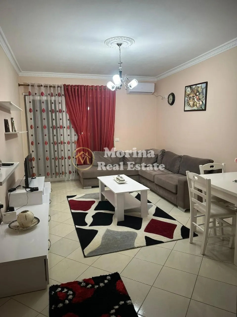 Tirane, jepet me qera apartament 1+1+Ballkon Kati 1, 71 m² 400 € (Fresku)